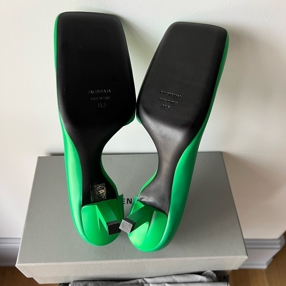 BALENCIAGA Void Square Toe Half d'Orsay Pump: Green - Picture 8 of 13